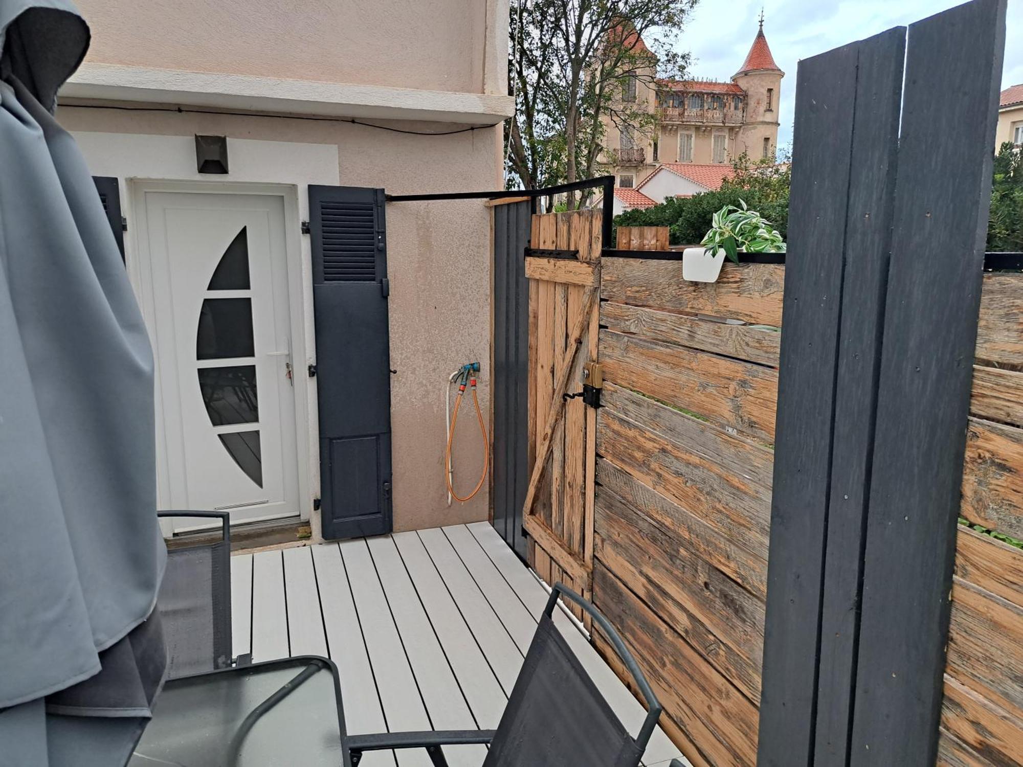 Seduisant Studio Avec Cour Privative Ла-Кро Экстерьер фото